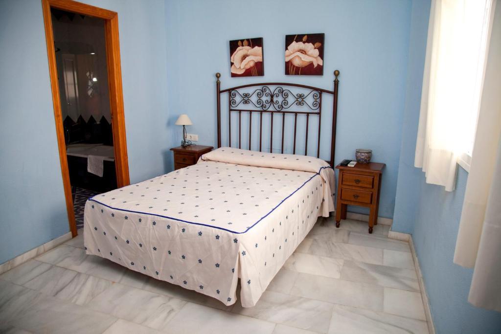 Hostal Niza San Juan Del Puerto Zimmer foto